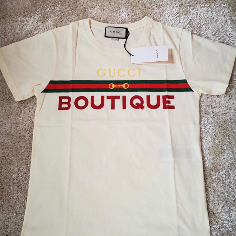 Gucci Boutique print t-shirt